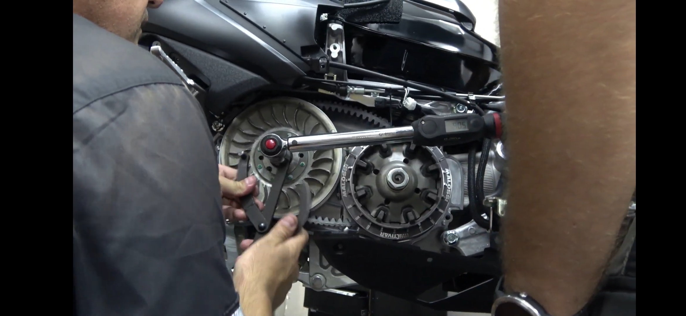 สายพานใน malossi สำหรับ tmax 560 530