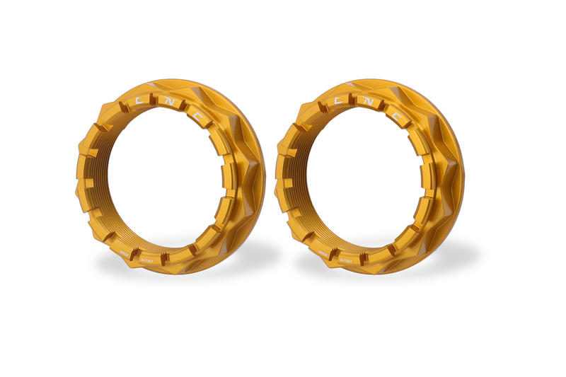 CNC Racing Rear wheel akle sets น๊อตล้อ สำหรับ Ducati panigale 1199