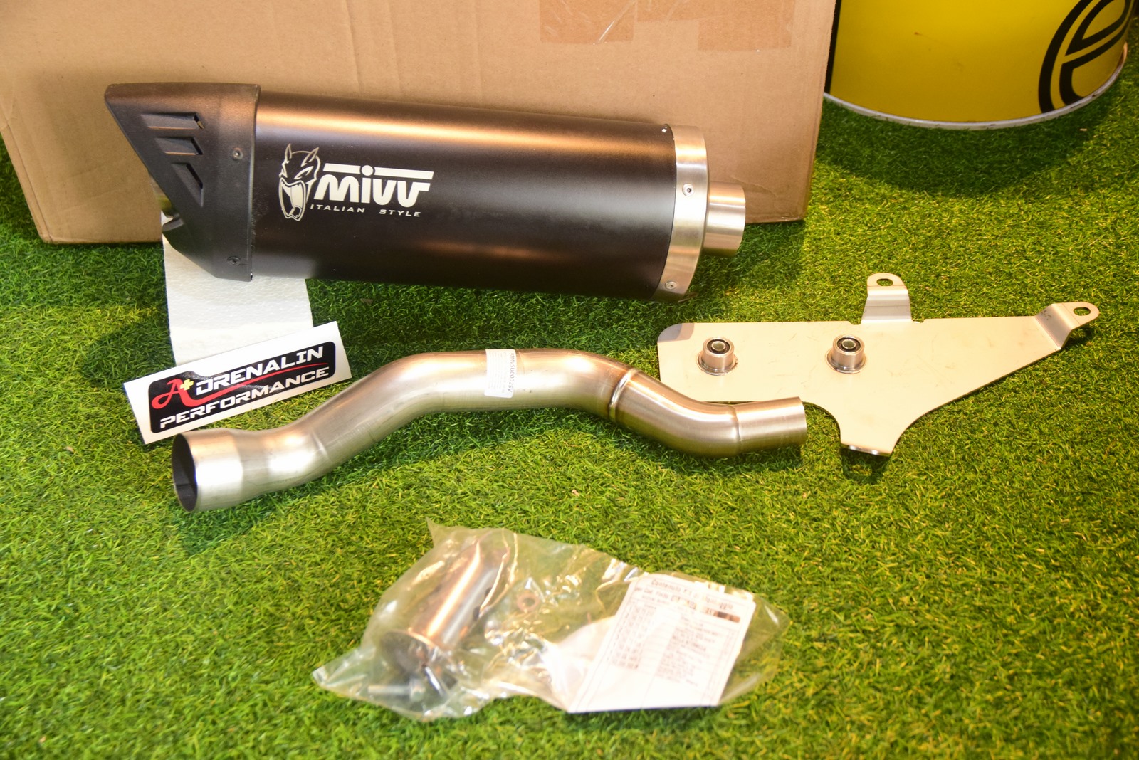 ท่อไอเสีย Mivv รุ่น mover สำหรับ Burgman 400 2022+ (For Exhibition only)