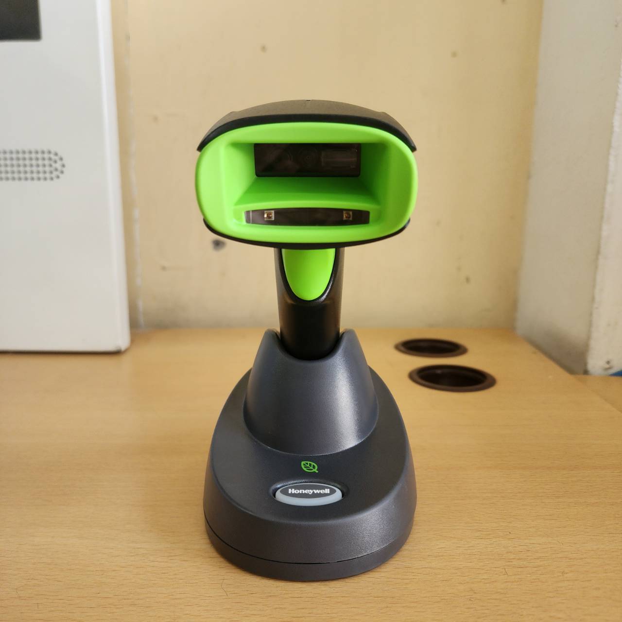 เครื่องอ่านบาร์โค้ดของแท้ Honeywell Xenon1902GHD เครื่องอ่านบาร์โค้ดแบบ1D/2D อ่านเร็วอ่านไว มือสอง