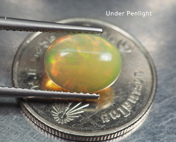 โอปอลหลากสี (Opal) 1.35 กะรัต