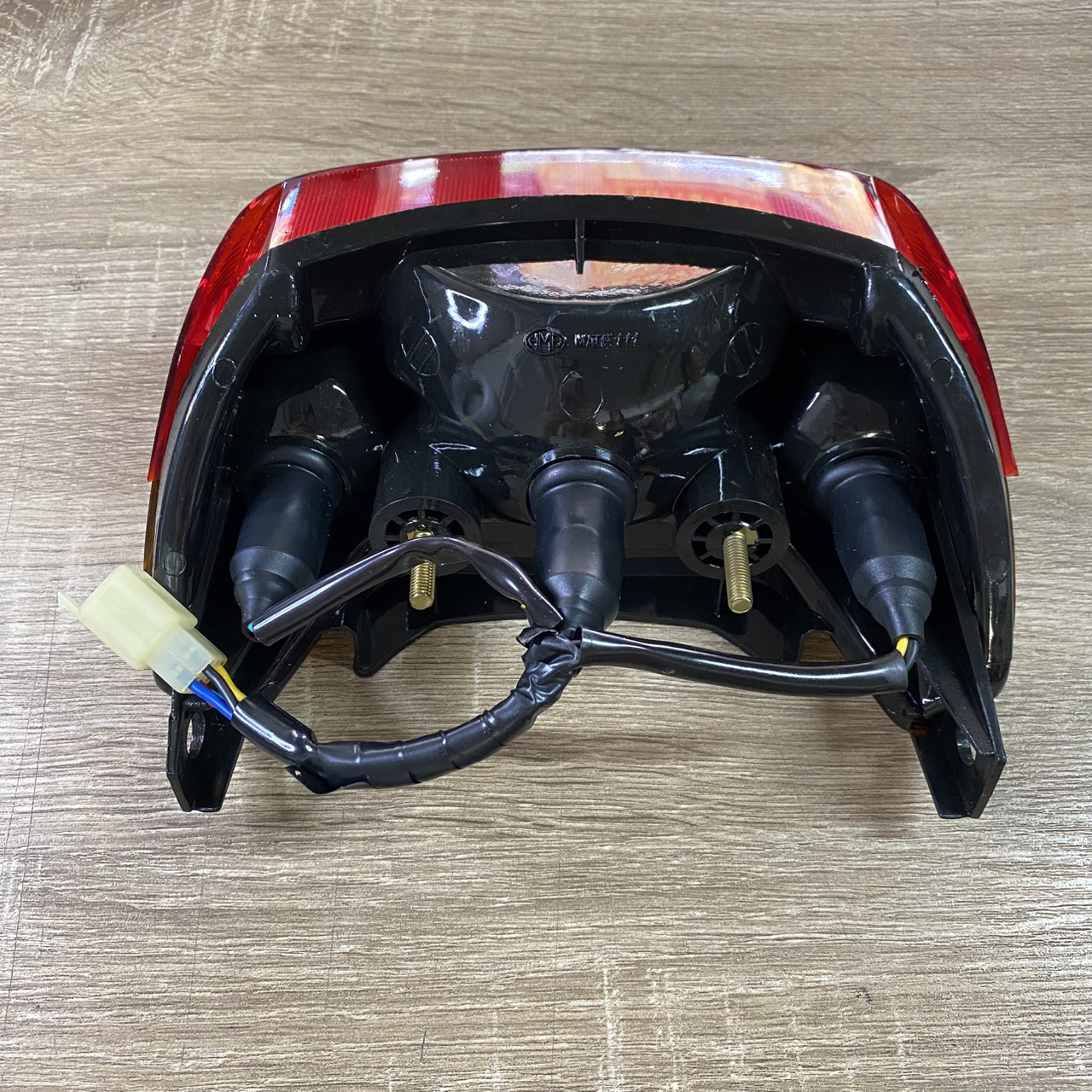 ไฟท้ายชุด สำหรับรุ่น MATE111 อะไหล่เทียบYAMAHA HMA 4630-219-00