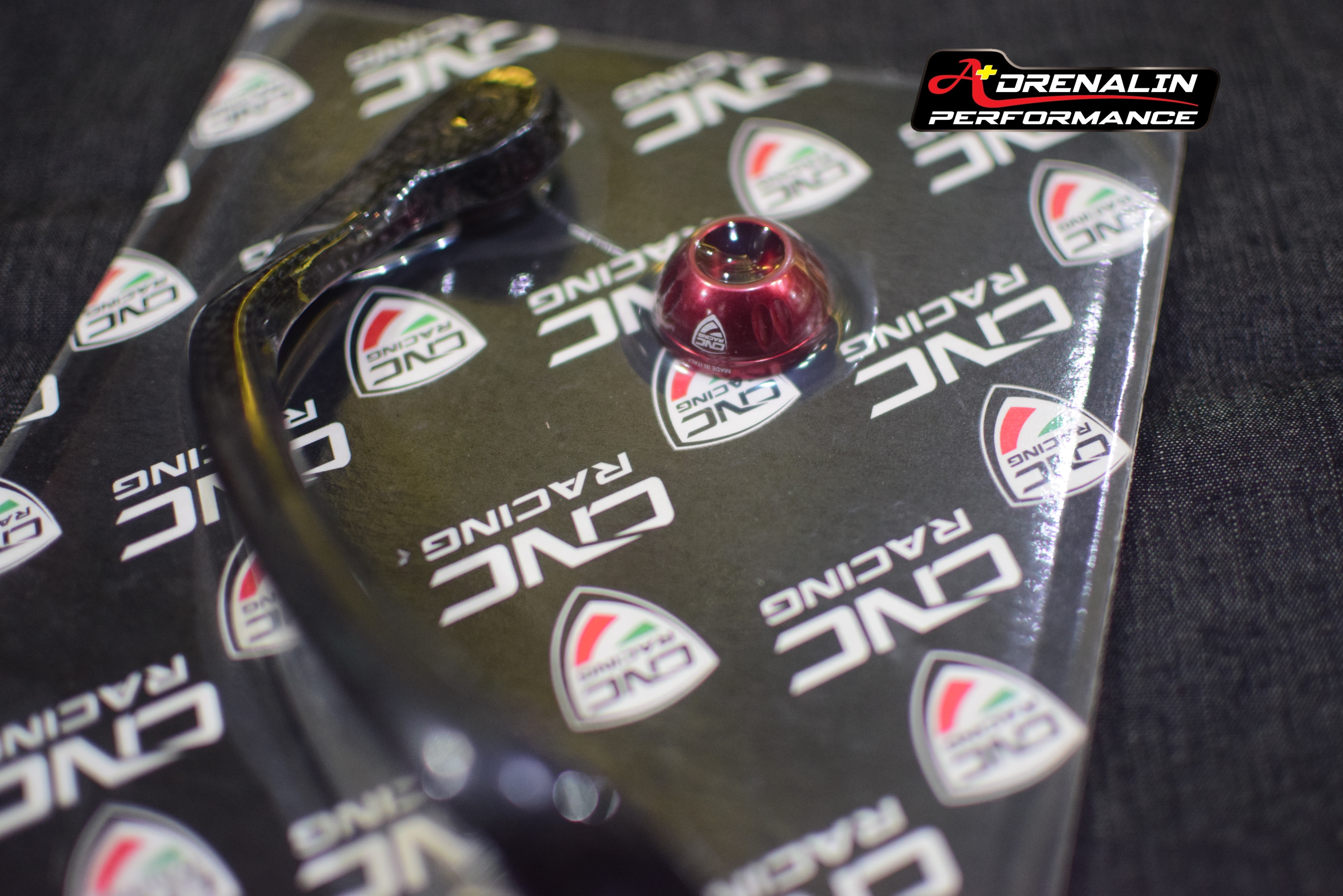 การ์ดแฮนด์ คาร์บอน CNCracing สำหรับ M937 พร้อมตุ้มปลายแฮนด์สี และ อแดปเตอร์