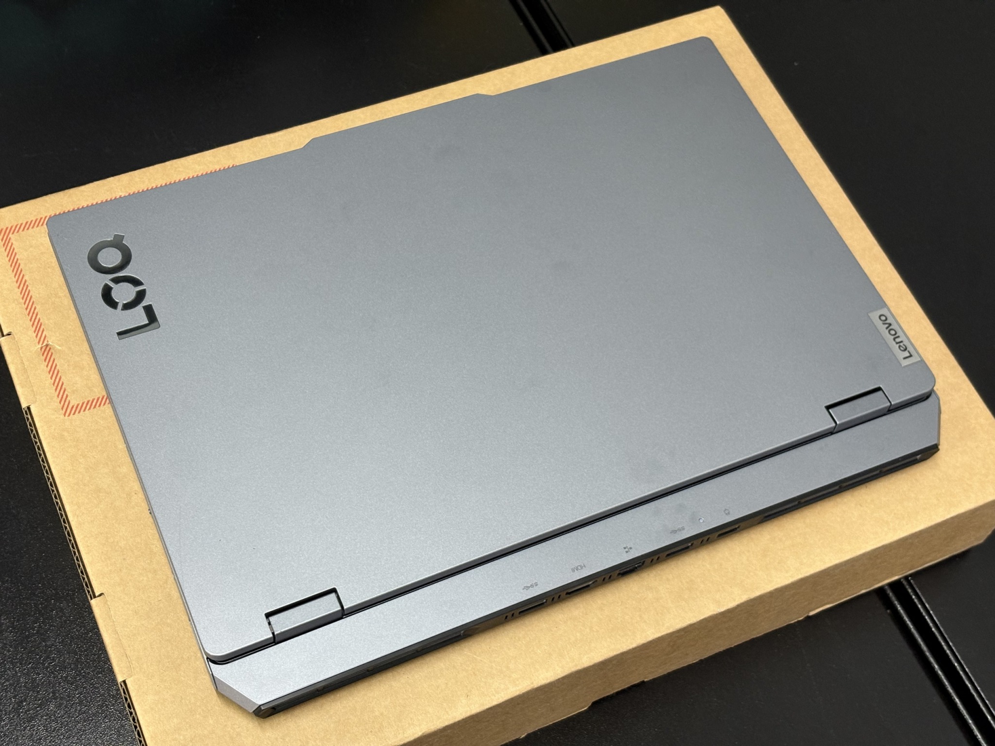 Lenovo LOQ 15IAX9 83GS001GTA Luna Grey