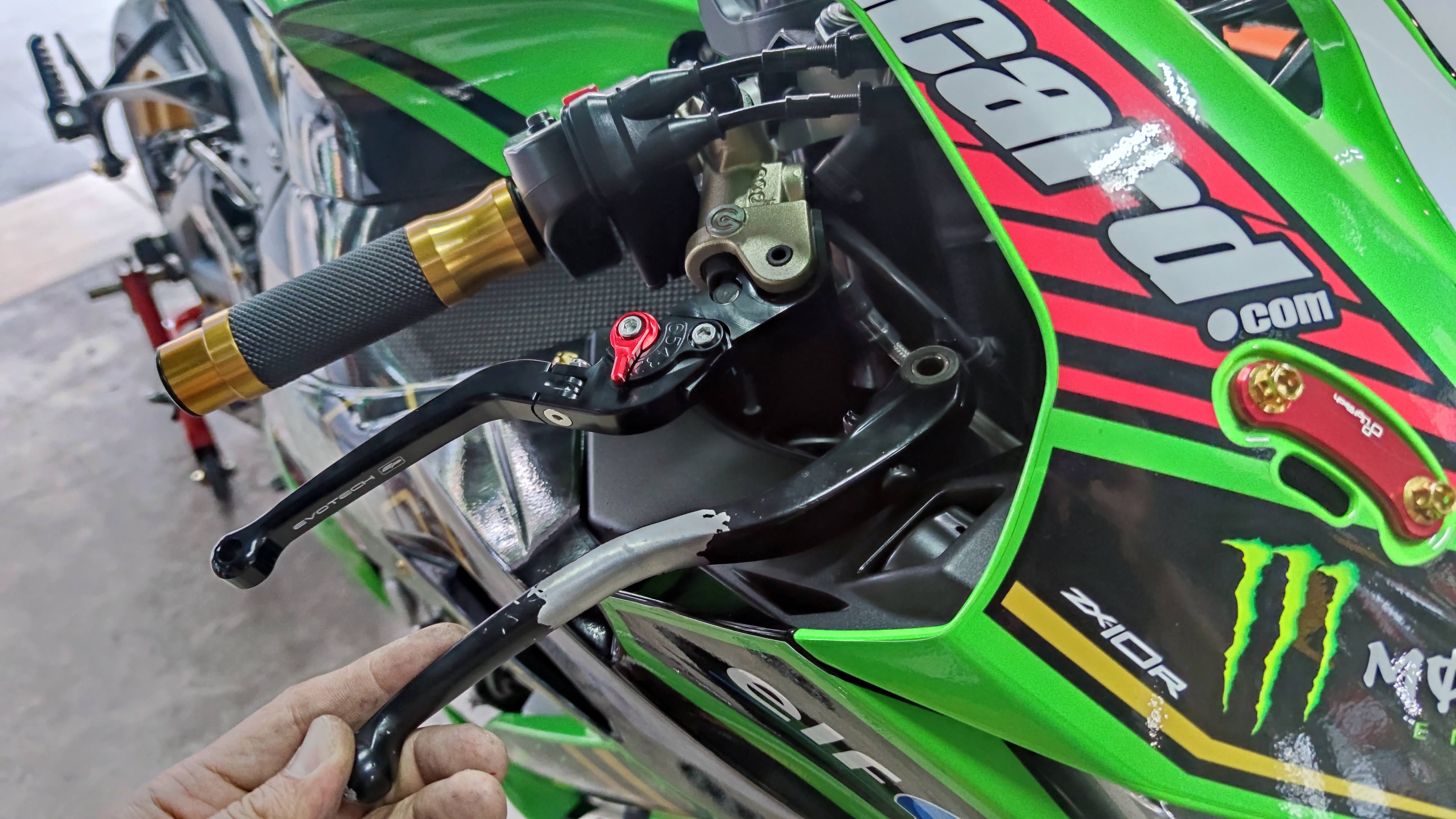 Evotech ก้านเบรค+ก้านคลัช สำหรับ ZX10R 16
