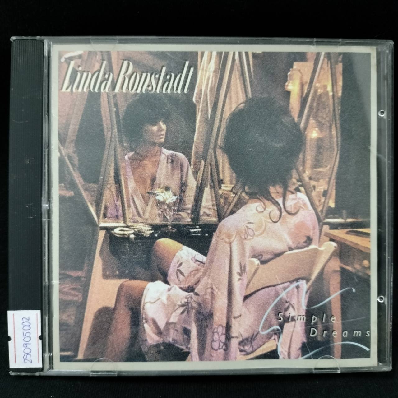 Linda Ronstadt – Simple Dreams / USA / ทะลุขอบ (ไม่โดนเนื้อแผ่น) / แผ่นดี