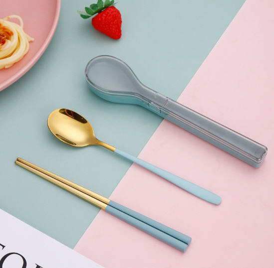 ชุดช้อนตะเกียบ