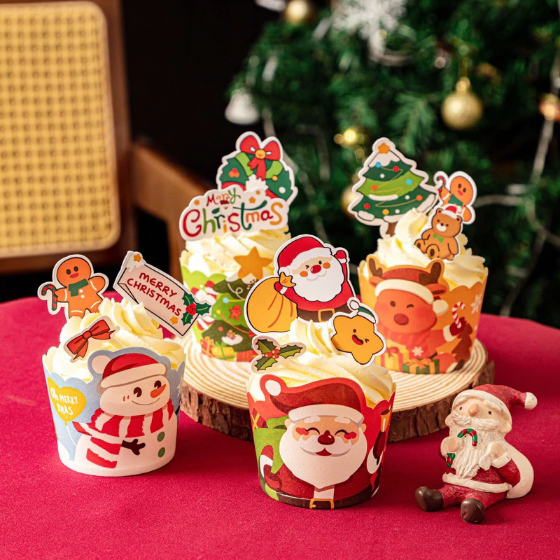 ถ้วยมัฟฟินปาเน็ตโทน คละลาย Christmas Size S (60x60 cm.)50 ใบ (09-9334)