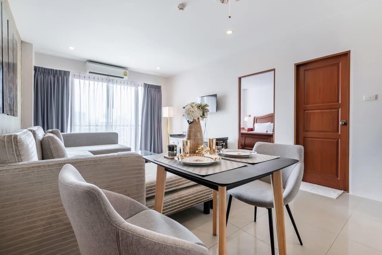 Klang Krung Resort, Ratchada Soi7