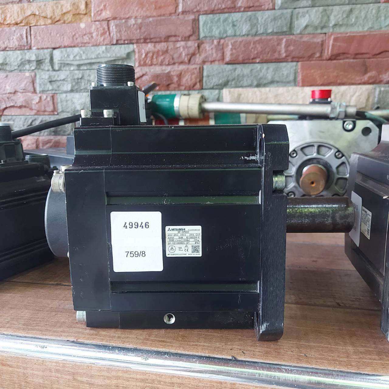 HF-SP502 MITSUBISHI SERVO MOTOR