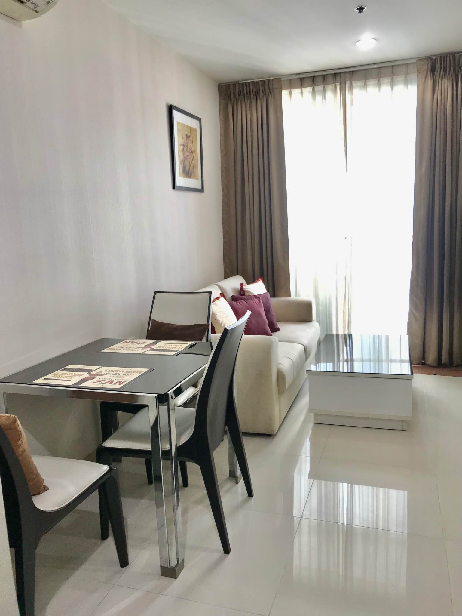 The President Condo Sukumvit81