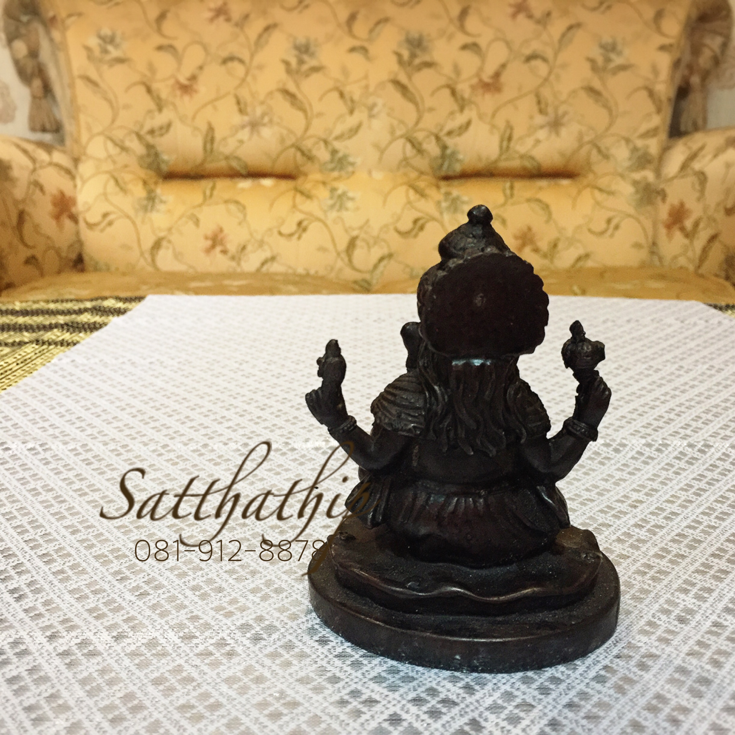 พระพิฆเนศ ปางอ่านหนังสือ (ทองเหลืองรมดำ) - Ganesha: Lord of Success