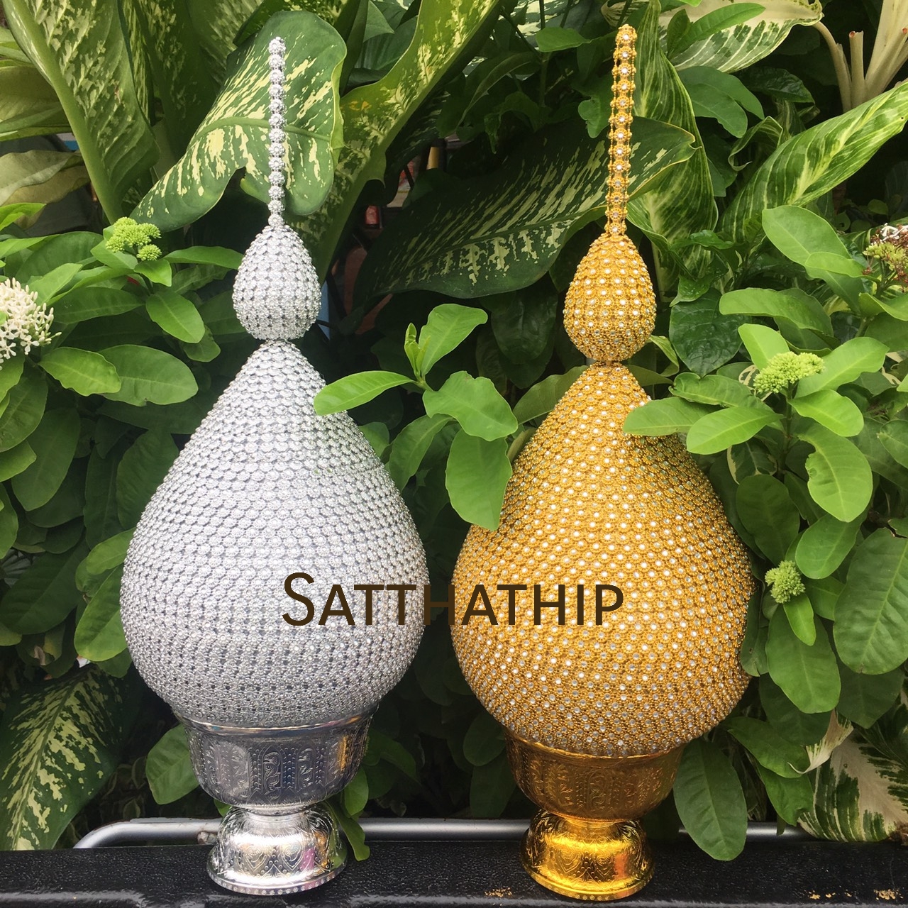 พานพุ่ม - พานพุ่มสักการะ - พานพุ่มเงินทอง - พานพุ่มนพเก้า [ุ8 นิ้ว/ 3,200บาท/คู่]