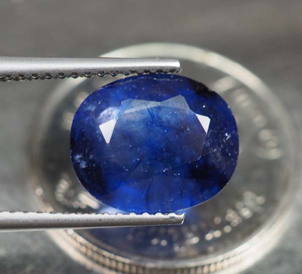 พลอยไพลิน (Sapphire) 5.50 กะรัตลดราคา