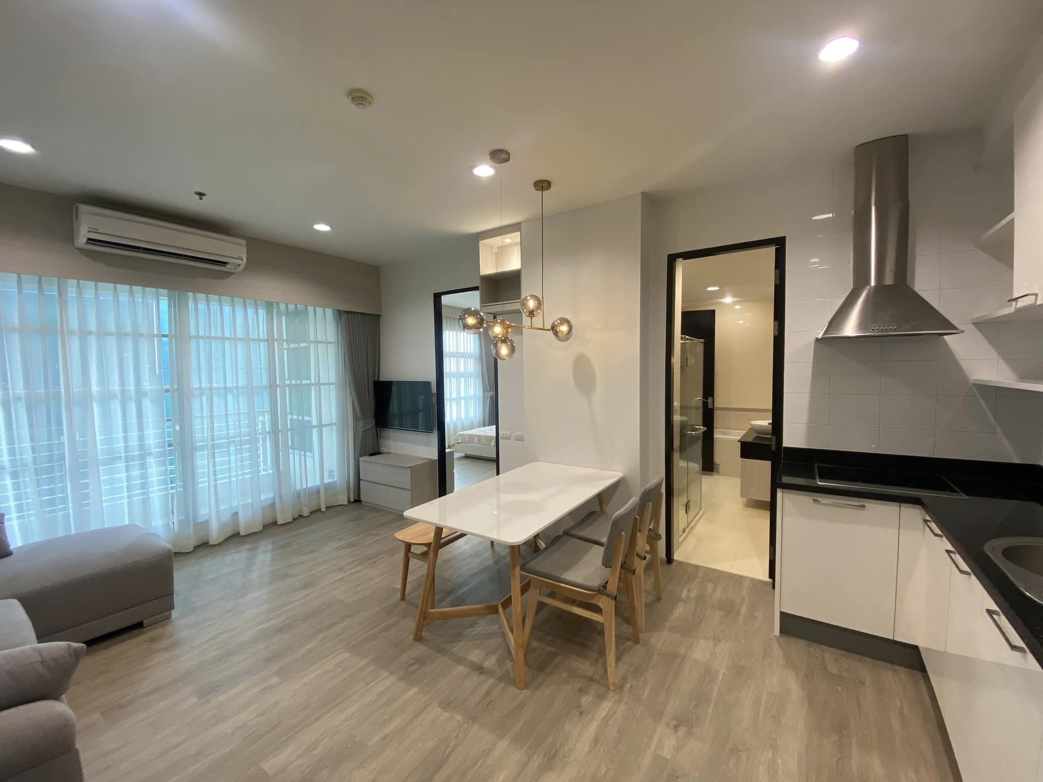 Baan Klang Krung Siam-Pathumwan