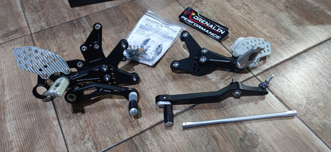 Rizoma - เกียร์โยง (Rearsets) สำหรับ R6 2006-2014