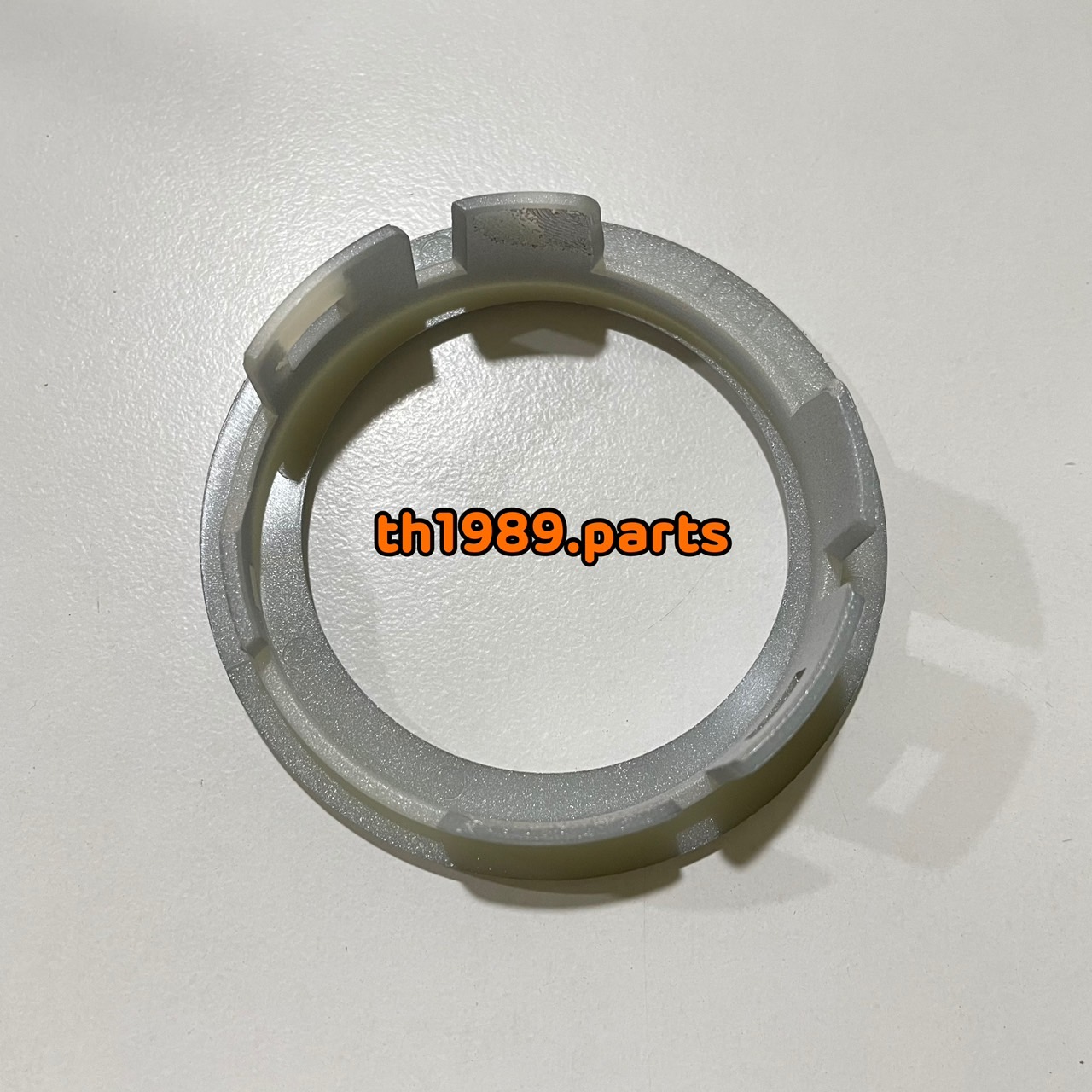 ฝาครอบฝาถังน้ำมัน FILANO 2012-2013 , FIORE 2011-2012 อะไหล่แท้ YAMAHA 52B-F467E-00