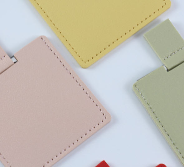 กระจก+พร้อมซองหนังPU,กระจกพร้อมซองหนังPU,สกรีนโลโก้,ติดโลโก้