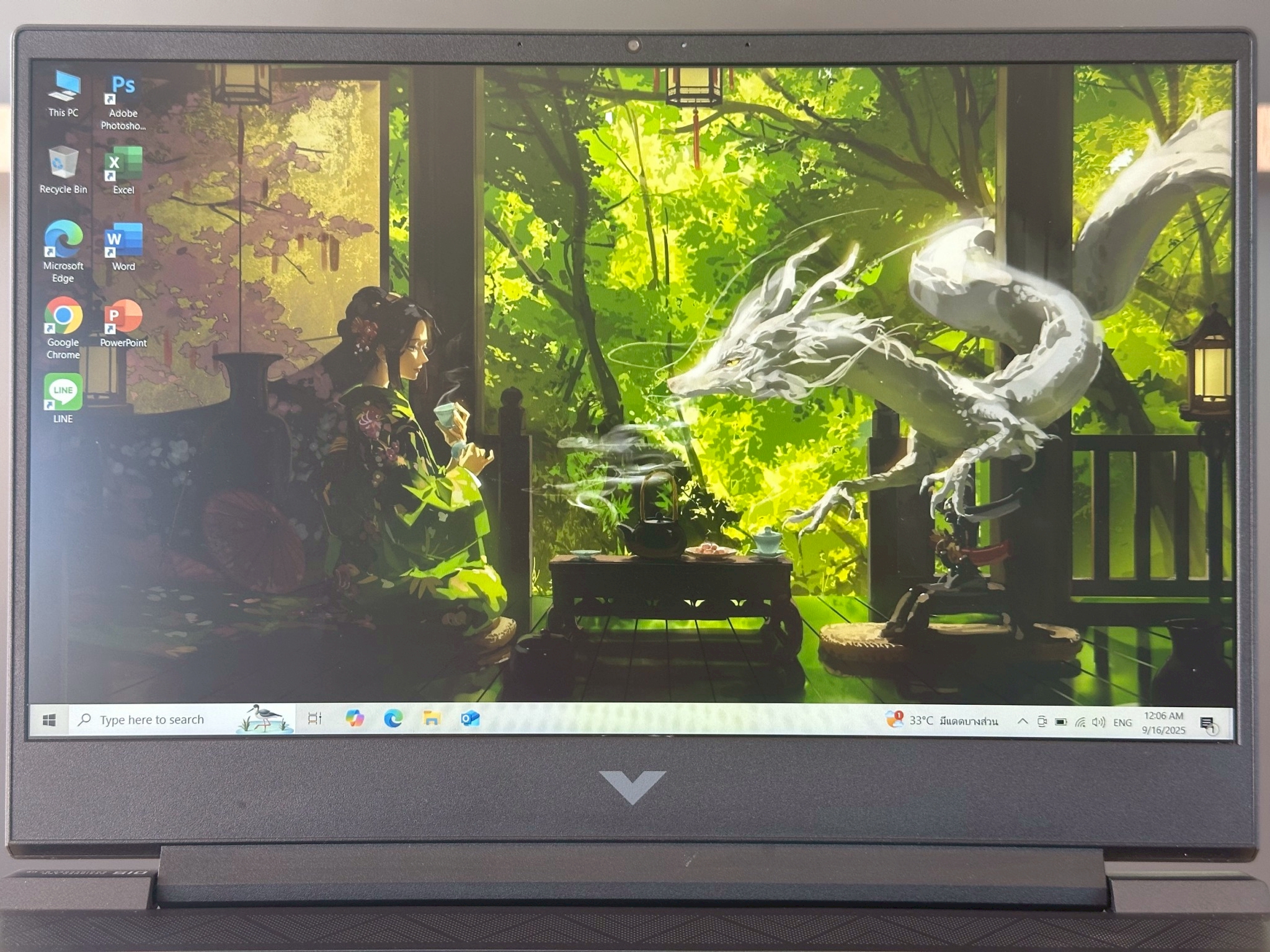 HP VICTUS 15-FB2105AX (MICA SILVER)