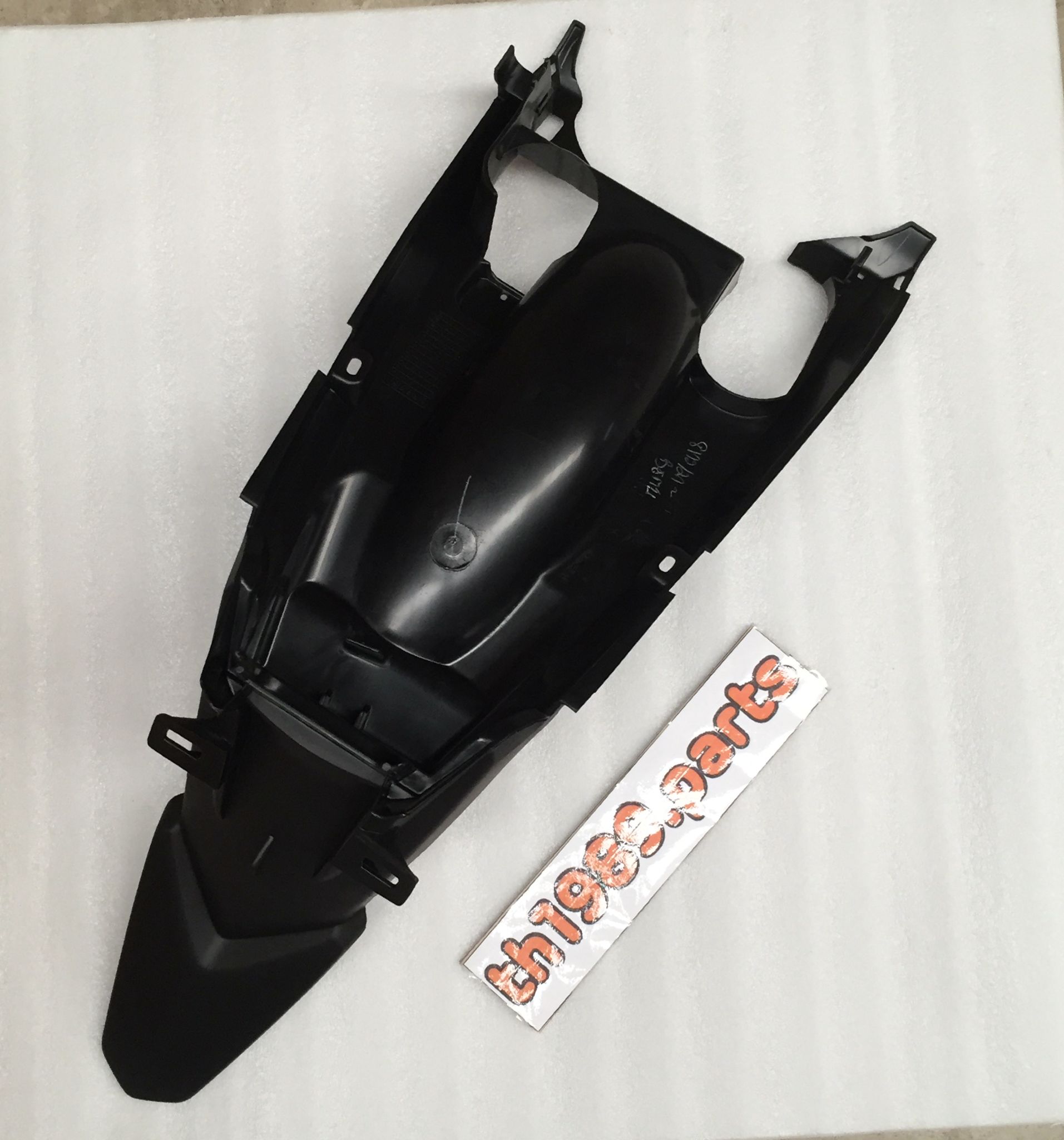1P7-F1611-00 บังโคลนหลัง สำหรับรุ่น NOUVO MX อะไหล่แท้ YAMAHA