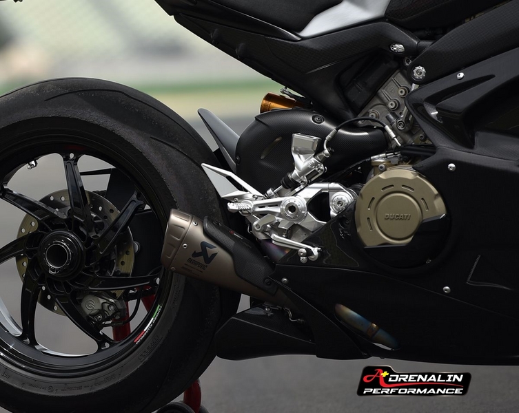 ชุดเกียร์ Motocorse สำหรับ street fighter v4