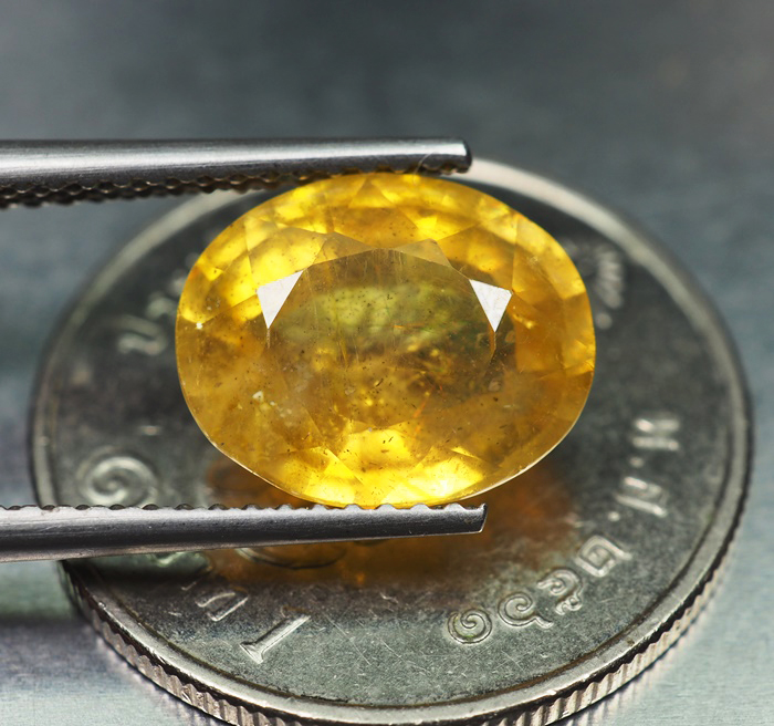 บุษราคัมอัฟริกาสีเหลือง (Sapphire) 4.80 กะรัต