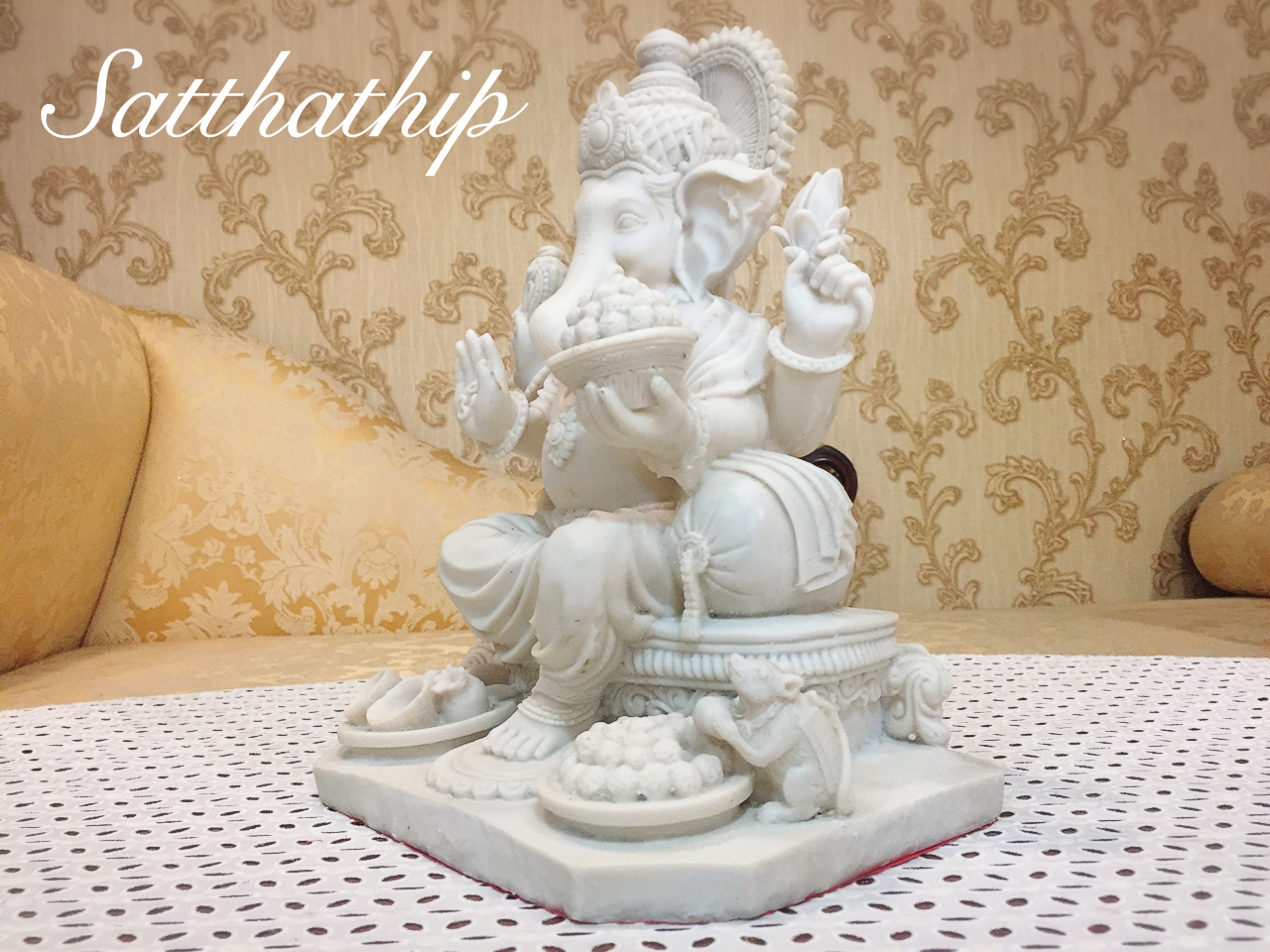 พระพิฆเนศ ปางประทานพร (เรซิ่น) - Ganesha: Lord of Success