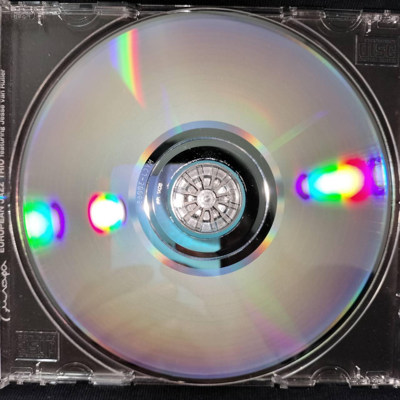 European Jazz Trio Featuring Jesse Van Ruller – Europa / JAPAN / แผ่นสภาพนางฟ้า / มี Obi