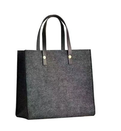 กระเป๋าถือ,กระเป๋าถือผ้าสักหลาด,กระเป๋าผ้าสักหลาด, ขนาด20*20*8cm,30*30*10cm