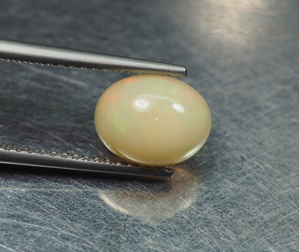 โอปอลหลากสี (Opal) 1.22 กะรัต