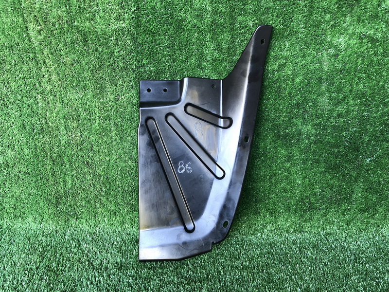 แผ่นกันโคลนรถยนต์