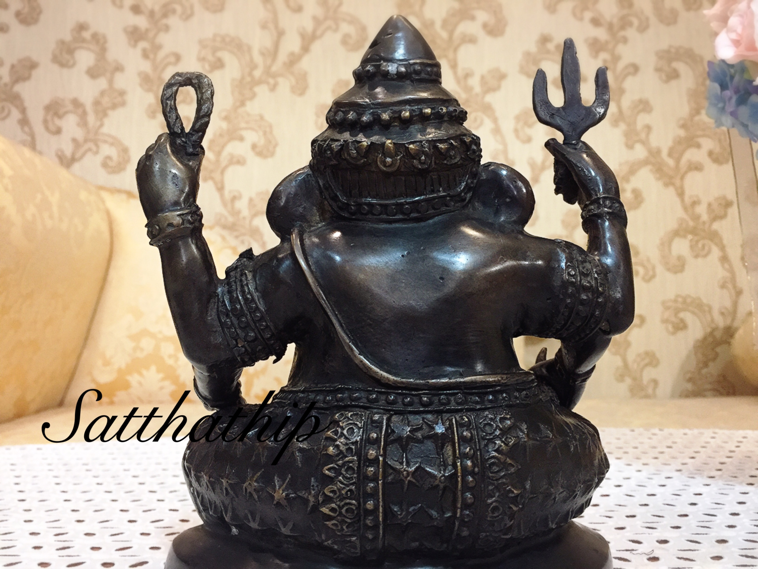 พระพิฆเนศปาง พระรีนาโมจัน คณปติ (ทองเหลือง รมดำ) - Ganesha: Lord of Success