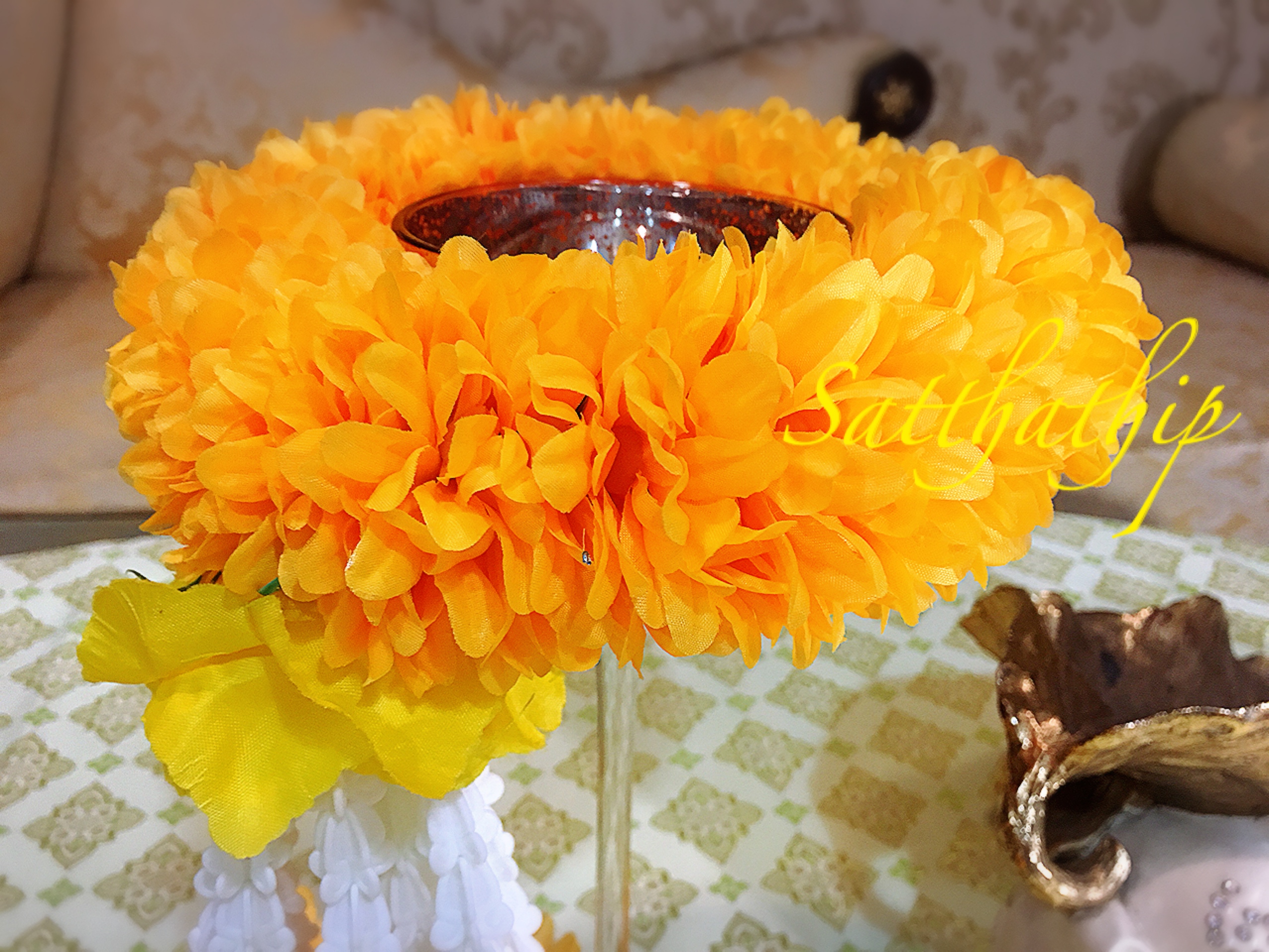 พวงมาลัยผ้า - พวงมาลัยดอกมัม ประดิษฐ์ - พวงมาลัยถวายศาลพระภูมิ - Fabric Garland