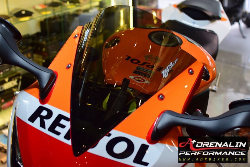ชิวหน้า Zero Gravity WindScreen สำหรับ CBR1000RR