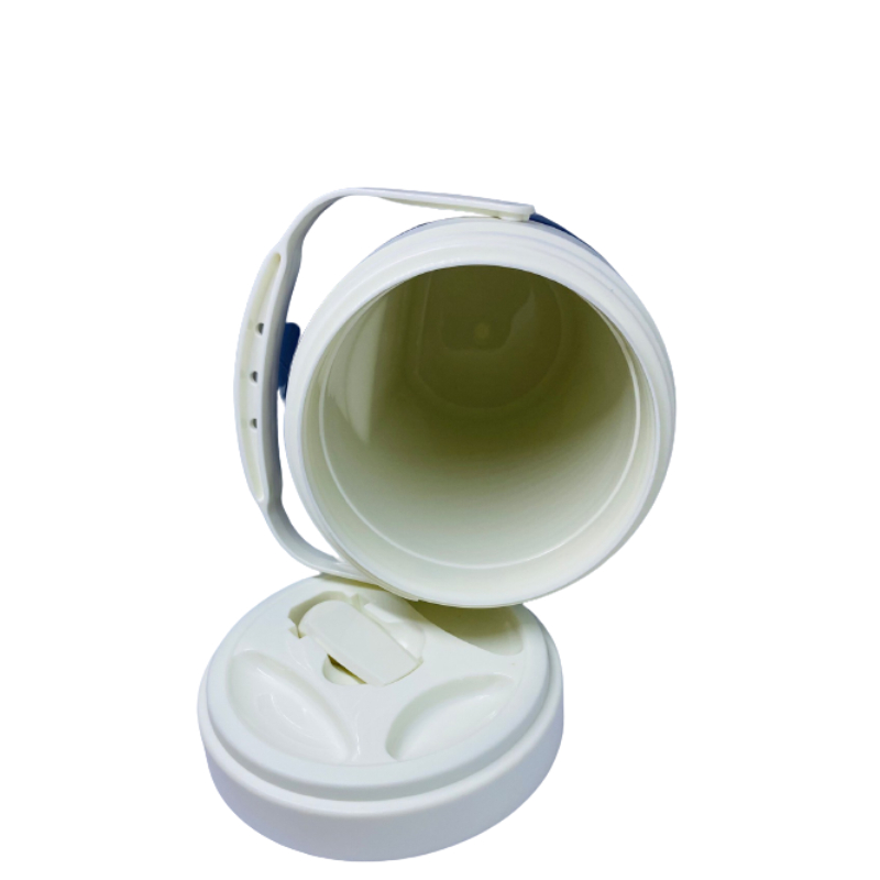 กระติกน้ำ ความจุ 2 ลิตร Cool&Hot แบบพกพา มีหูจับและหูหิ้ว เก็บความเย็นหรือร้อน ไม่ต่ำกว่า 8 ชั่วโมง ฝาปิดแน่นเปิดดื่มได้ทันที น้ำหนักเบาแต่แข็งเรงทนทาน ตามมาตรฐาน JIS ของญี่ปุ่น