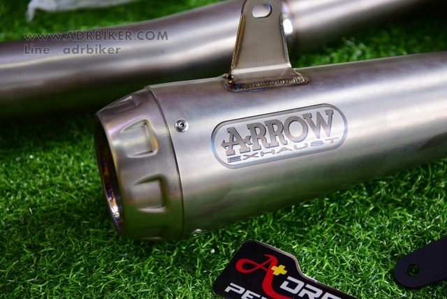 ท่อ Arrow Pro race + Y pipe สำหรับ R1 ปี 2015 ขึ้นไป (For Exhibition only)