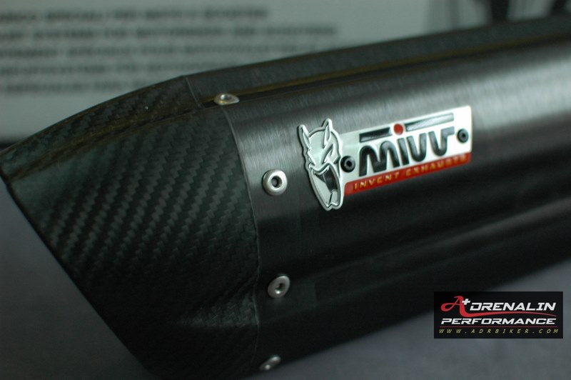 ท่อ MIVV Suono Black Steel Slip-on สำหรับ Triumph Tiger800/800XC (For Exhibition only)