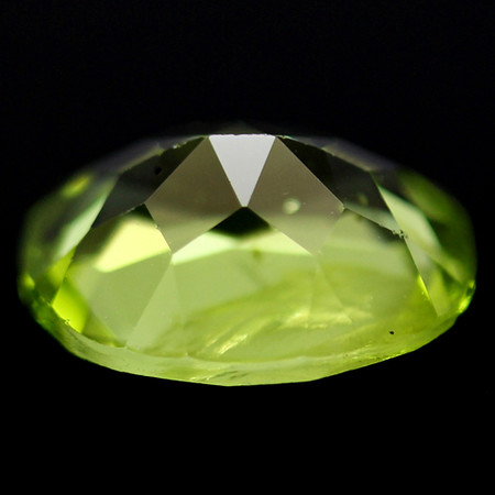 พลอยเพอริดอท (Peridot) 1.93 กะรัต