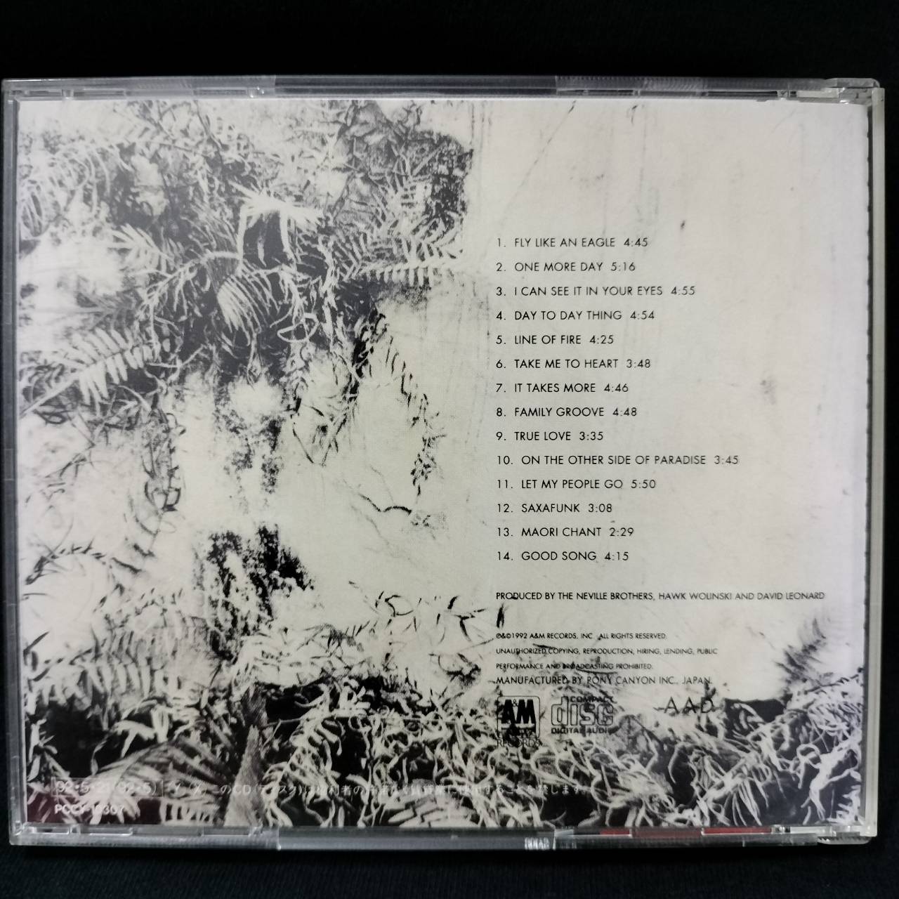 The Neville Brothers – Family Groove / JAPAN / แผ่นสวย / มี Obi