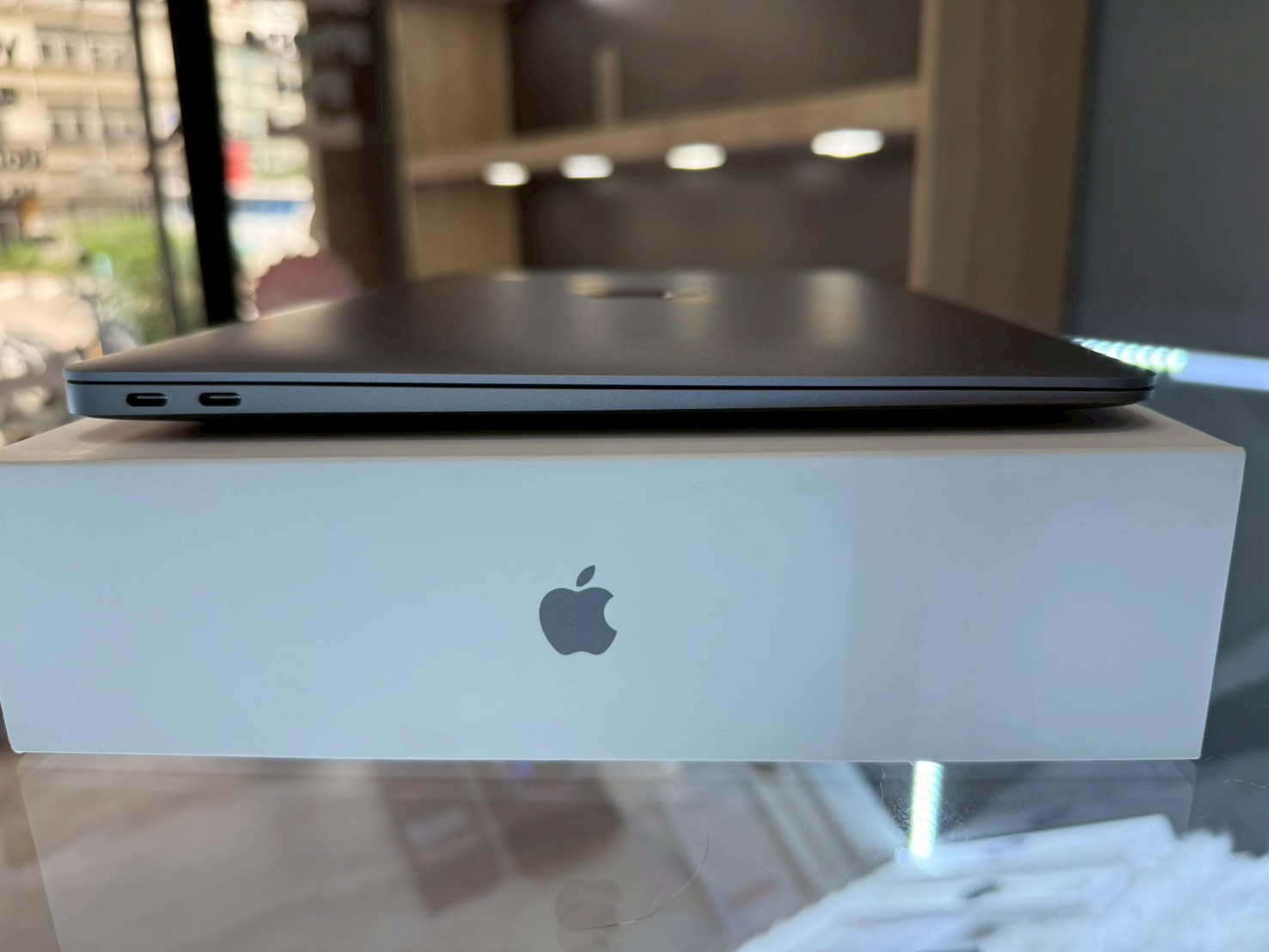 MacBook Air 13" (M1 ปี 2020) 8/256GB Space Gray