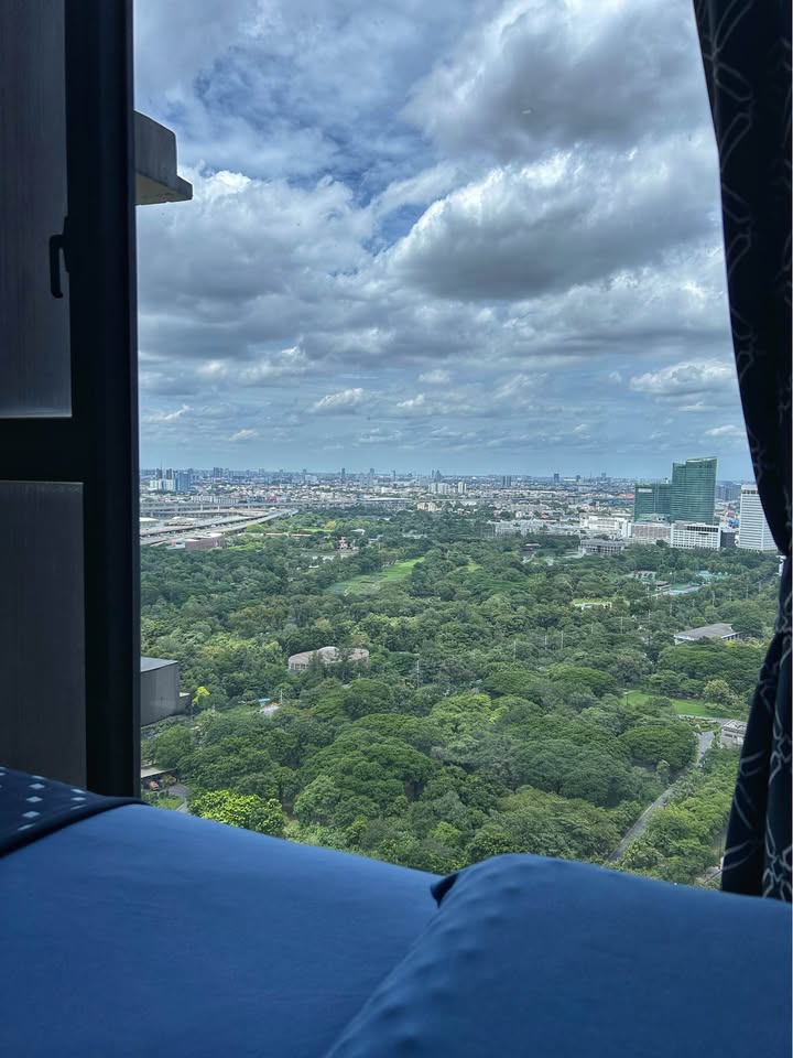 The Line Jatujak Mochit