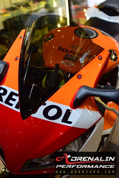 ชิวหน้า Zero Gravity WindScreen สำหรับ CBR1000RR