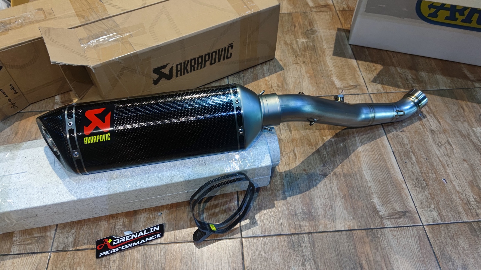 ท่อ Akapovic half system สำหรับ ZX10R 2016-2021 (For Exhibition only)