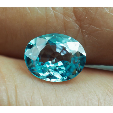 เพทาย (Blue Zircon) 1.50 กะรัตสีฟ้า