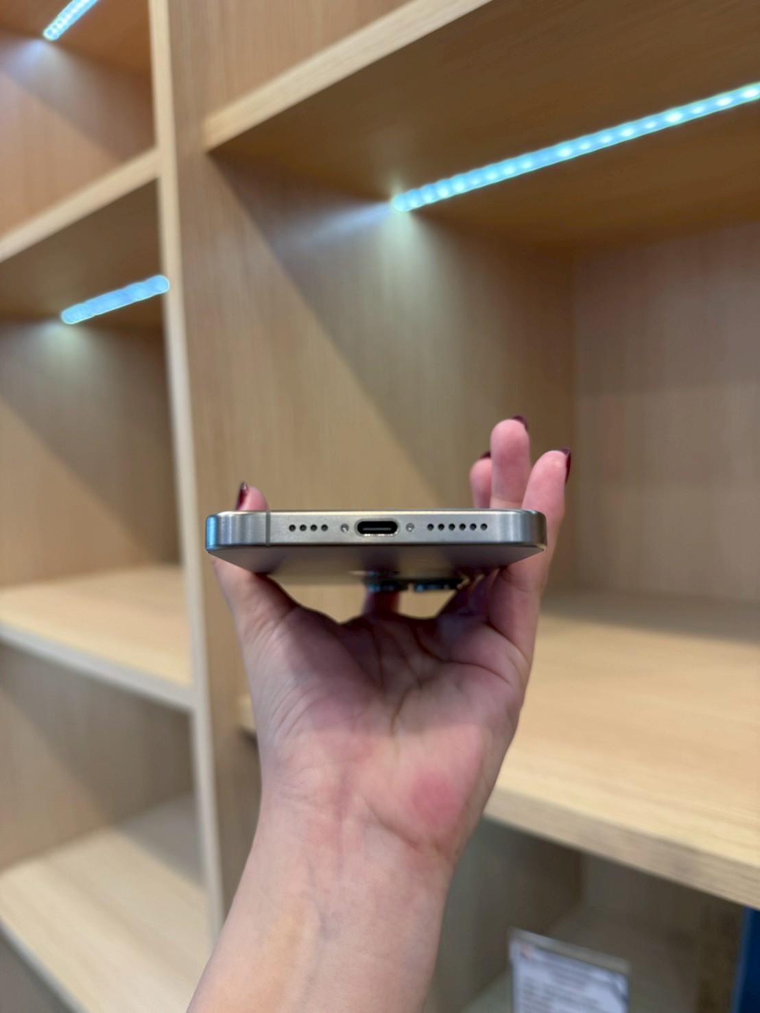 iPhone 15 Pro Max 256GB Natural Titanium