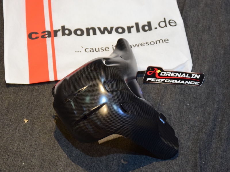 การ์ดคอท่อ carbonworld สำหรับ V4 2021+