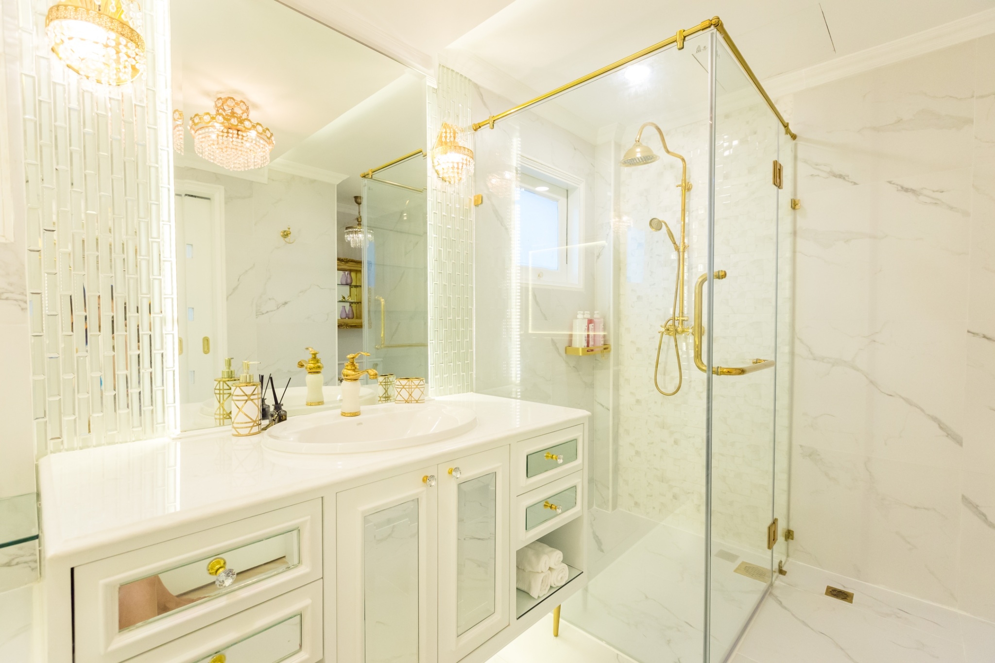 Luxury Newly Decorated Private Home available for Rental