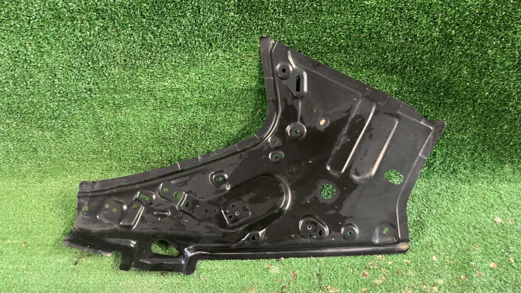 เหล้กบังโคลนหน้า L Toyota Vios 2007