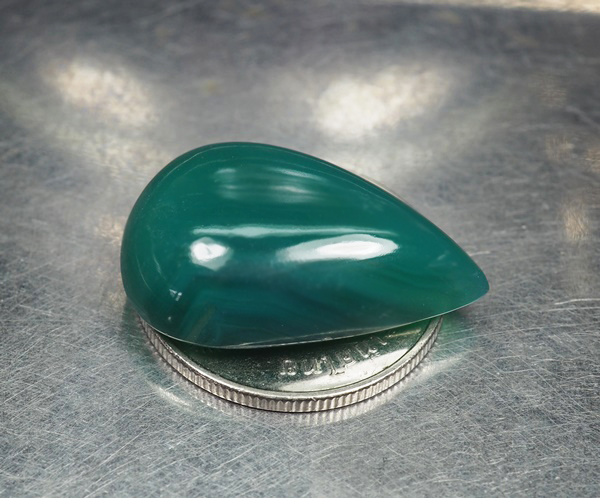 คาลซิโดนีสีเขียว (Green Chalcedony) 17.10 กะรัต