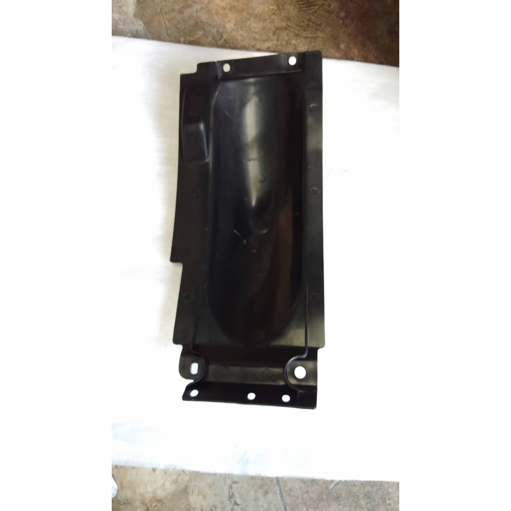 4AC-F1629-00 บังโคลนหลังตัวใน สำหรับรุ่น JR120 อะไหล่แท้ YAMAHA